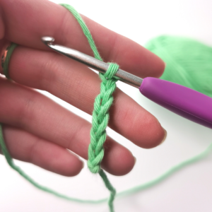 How to crochet a chain