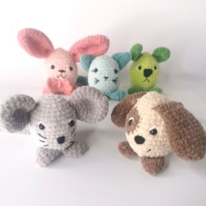 Free Easter Crochet Pattern: The Eggy Paw Pals