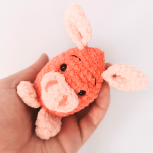 Free Eggy Farm Friend Crochet Pattern: Peter the Piglet