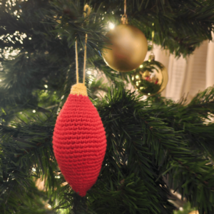 Free Bauble Crochet Pattern: Nut Shaped Christmas Ornament