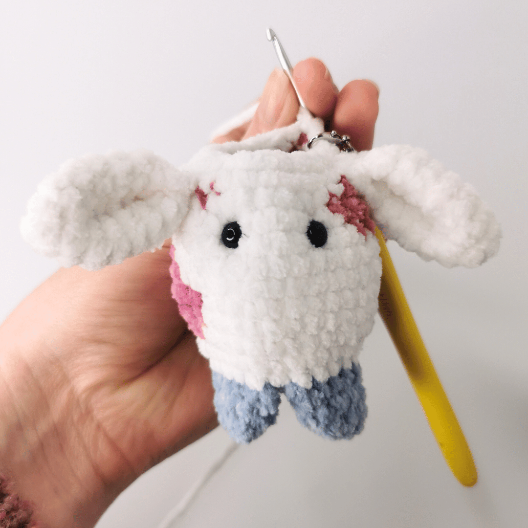 Cassie the Cow free crochet pattern - Cilla Crochets