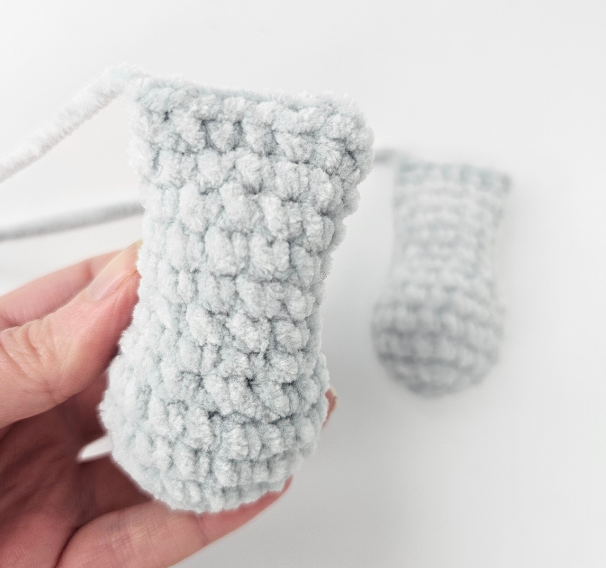 Crocheted koala amigurumi legs. Part of the free koala crochet pattern by Cilla Crochets.